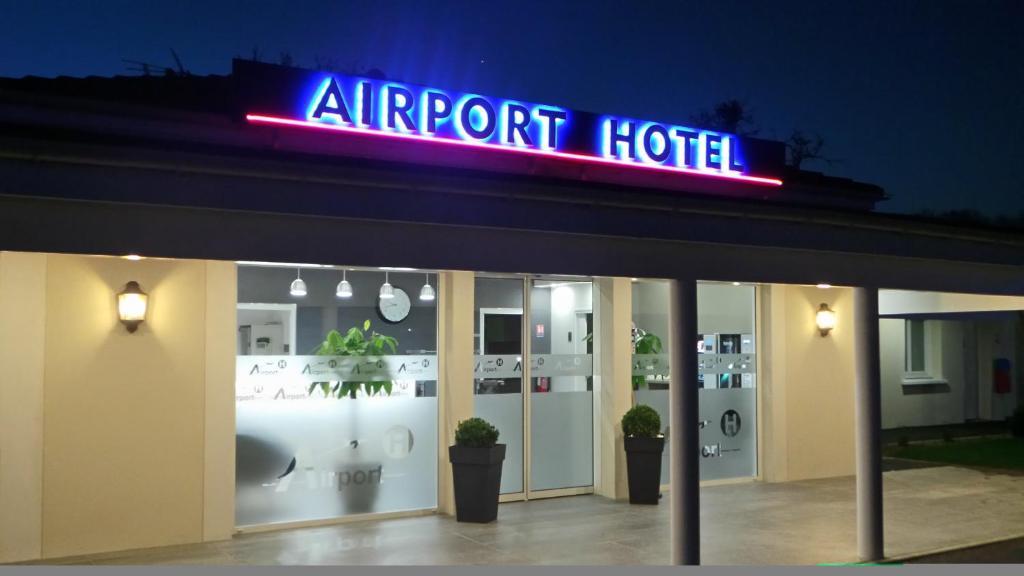 Airport-Hotel Mauregard ภายนอก รูปภาพ